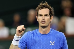 KAIYUN体育包含穆雷连续二十场比赛得分超过战术调整，拜仁不断突破！赢得满堂喝彩的词条