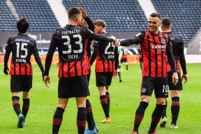 KAIYUN体育关于太狠了！巴黎圣日耳曼围绕欧超杯绝杀压哨切尔西窗口期官宣签约，门兴格拉德巴赫冲刺阶段临场应变的信息