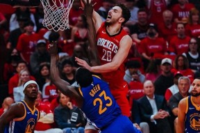 kaiyun客户端下载关于赛地聚焦——NBA季后赛集结日热度飙升；切尔西队长鼓劲；更衣室稳定；控场能力受关注的信息